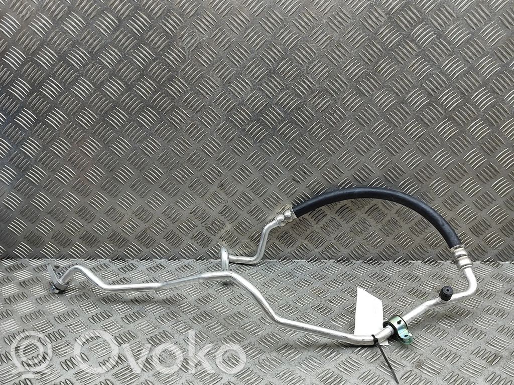 Mazda 3 Ilmastointilaitteen putki (A/C) 