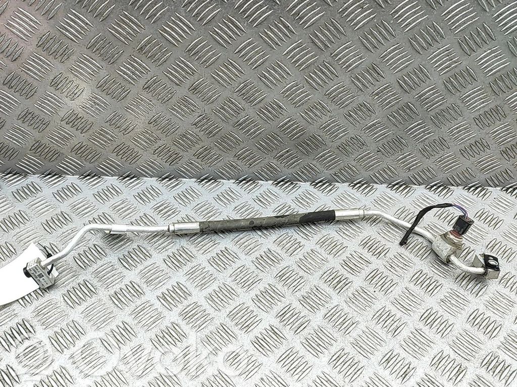 Skoda Enyaq iV Ilmastointilaitteen putki (A/C) 