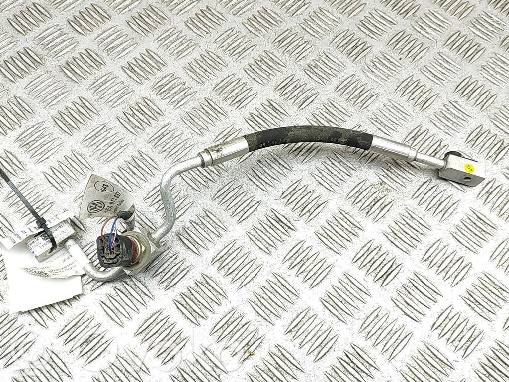 Skoda Enyaq iV Ilmastointilaitteen putki (A/C) 