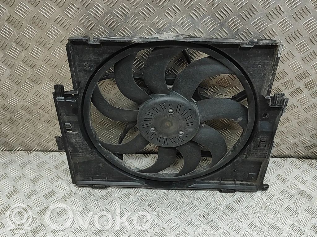 BMW 2 F22 F23 Suport ventilator radiator 