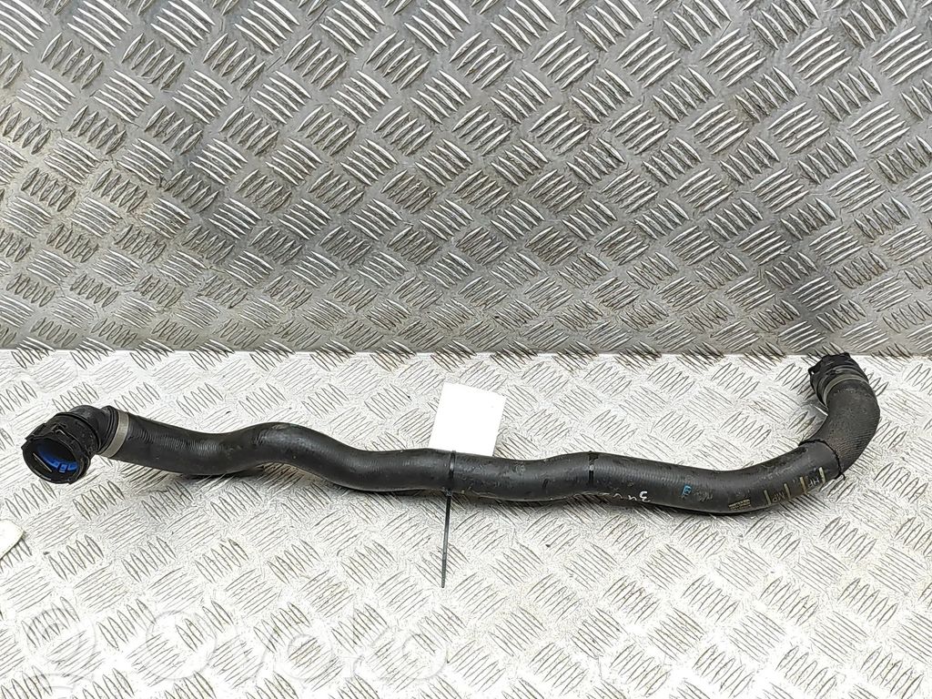 Volvo V60 Engine coolant pipe/hose 