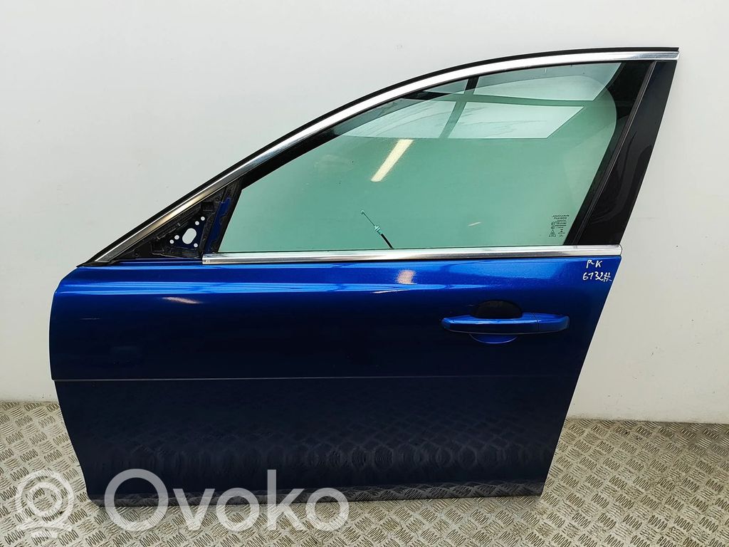 Jaguar XE Priekinės durys 