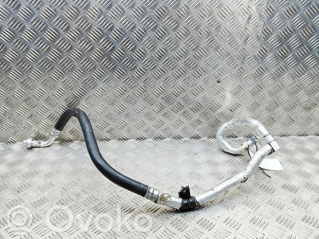Wąż / Przewód klimatyzacji A/C   M8E219N602FC