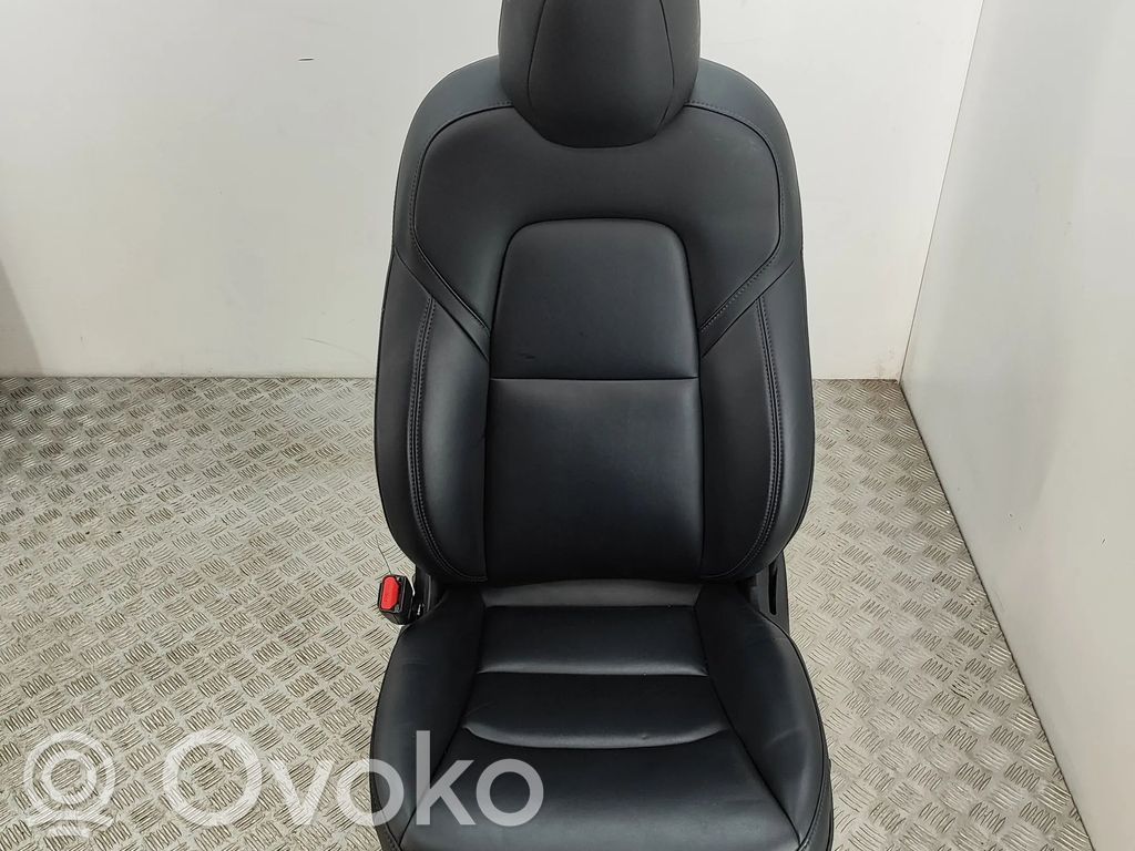 Front driver seat   145694200C