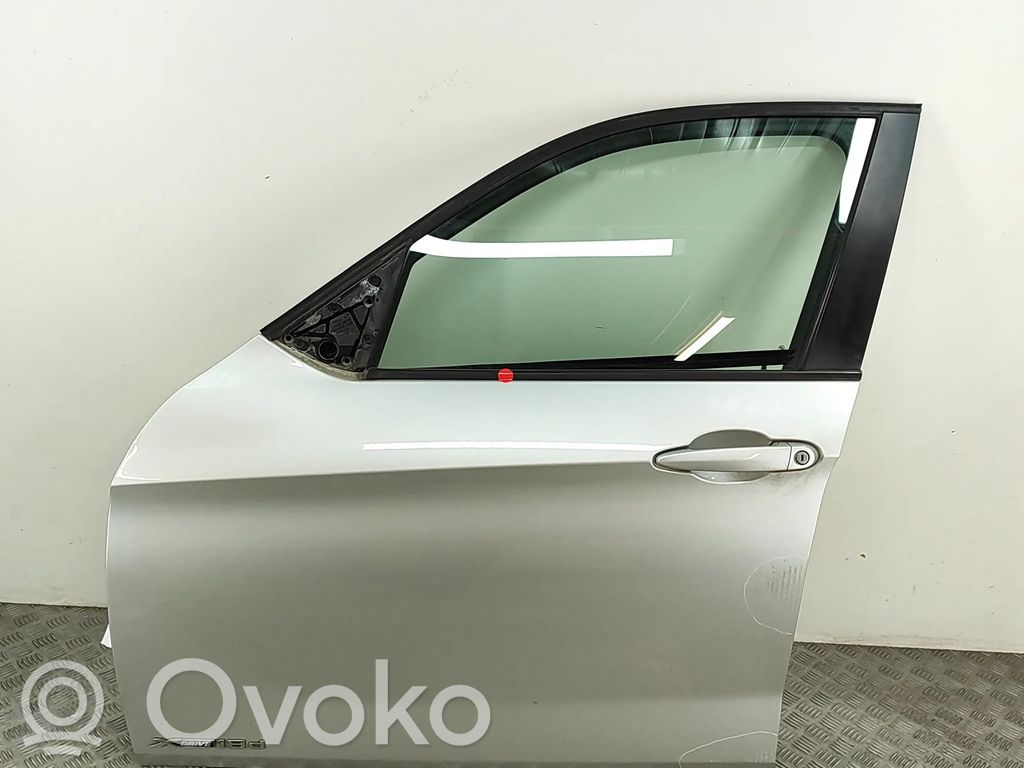 BMW X1 E84 Priekinės durys 