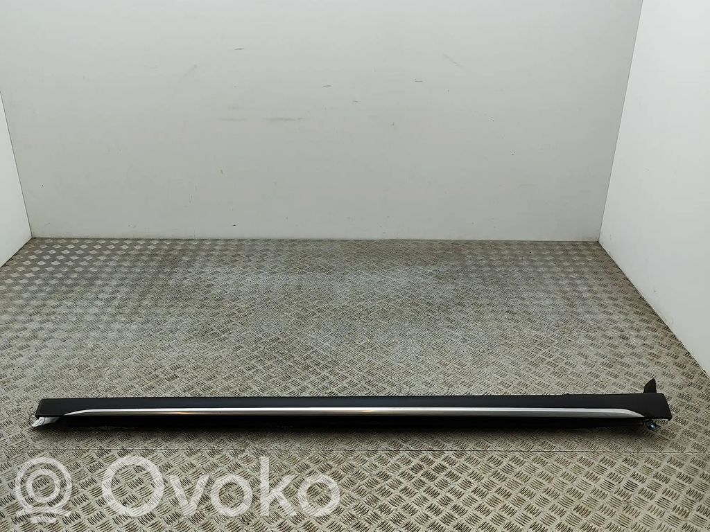 Slenkstis   87752J7CA0