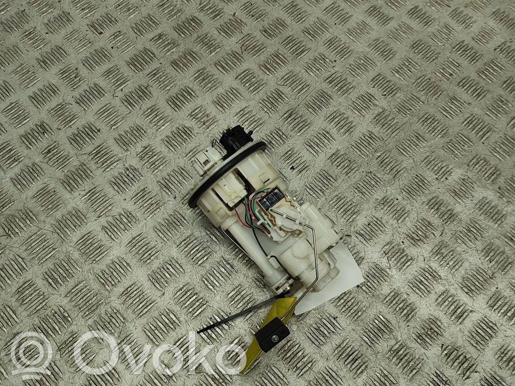 Lexus RX 450H Bomba interna de combustible 