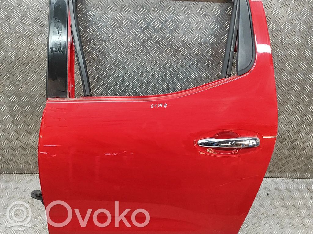 Nissan Navara D23 Puerta trasera 