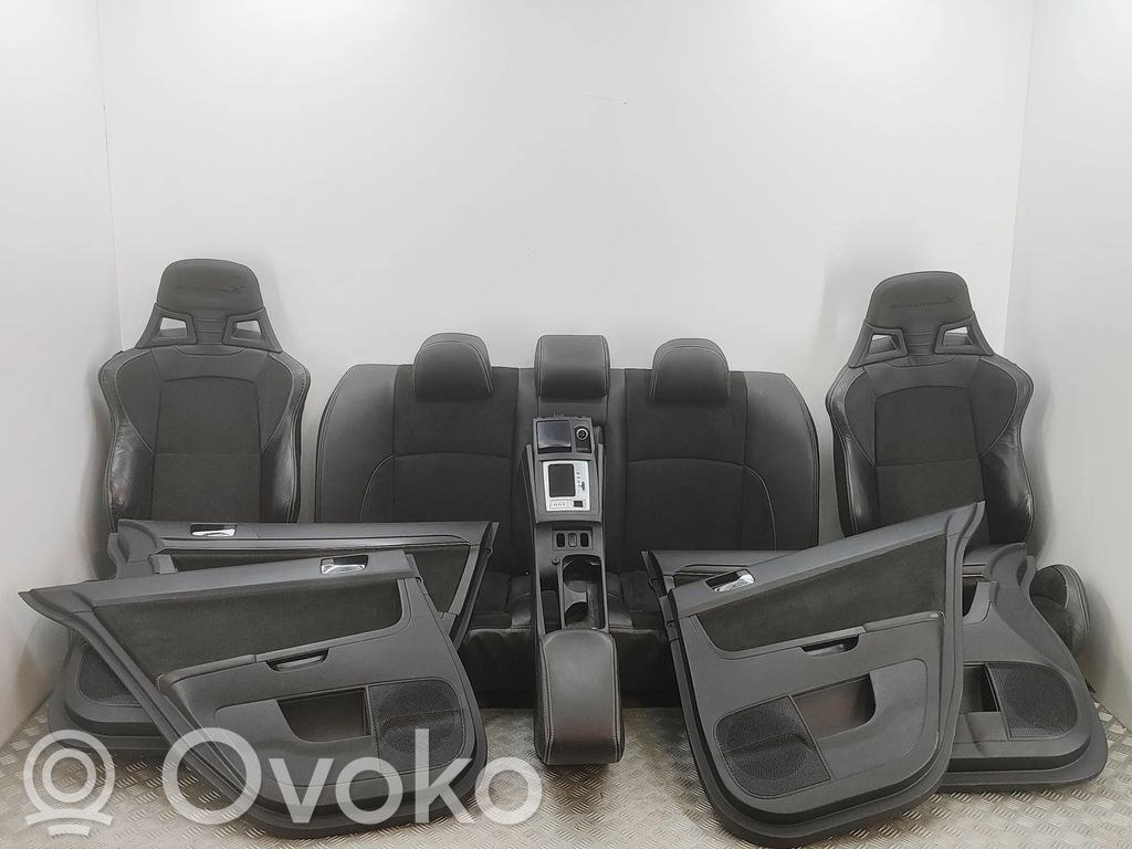 Mitsubishi Lancer Set de interior 