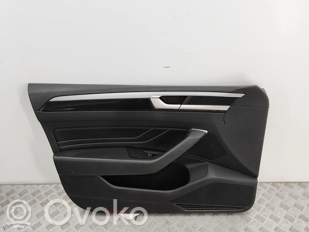 Volkswagen Arteon Boczki / Poszycie drzwi przednich 