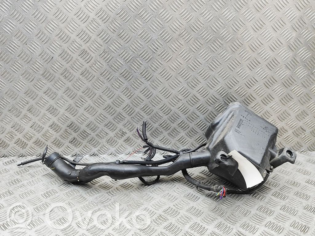 Tesla Model X Wischwasserbehälter 