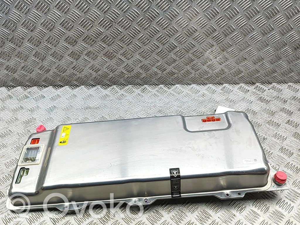 Tesla Model 3 Inversor/convertidor de voltaje 