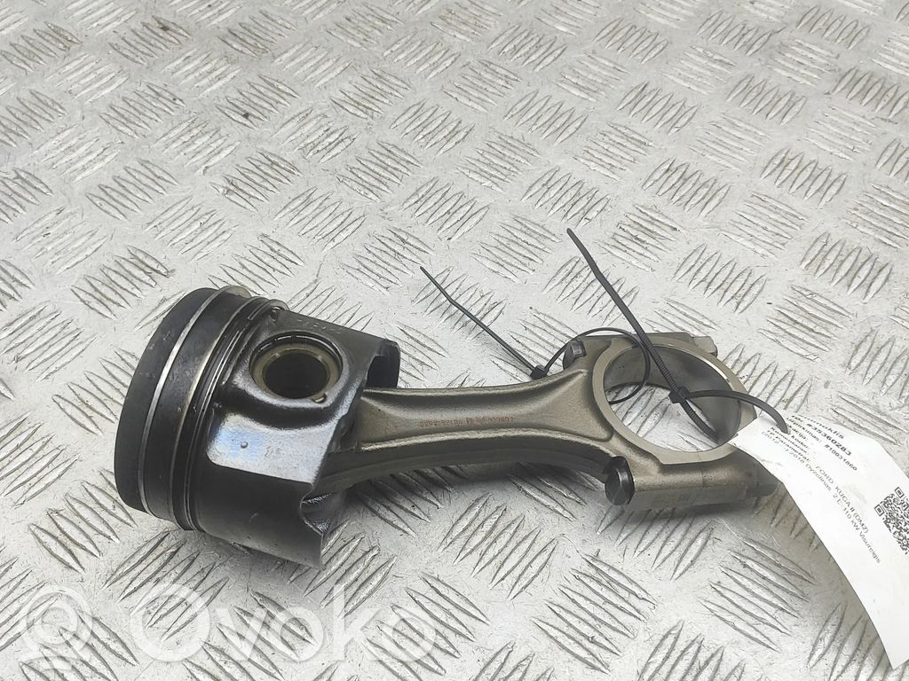 Ford Kuga II Piston 