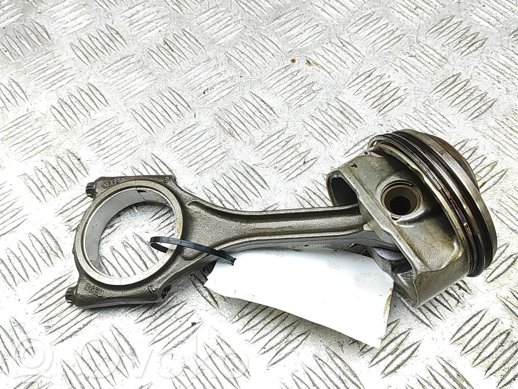Audi A5 8T 8F Pistón 