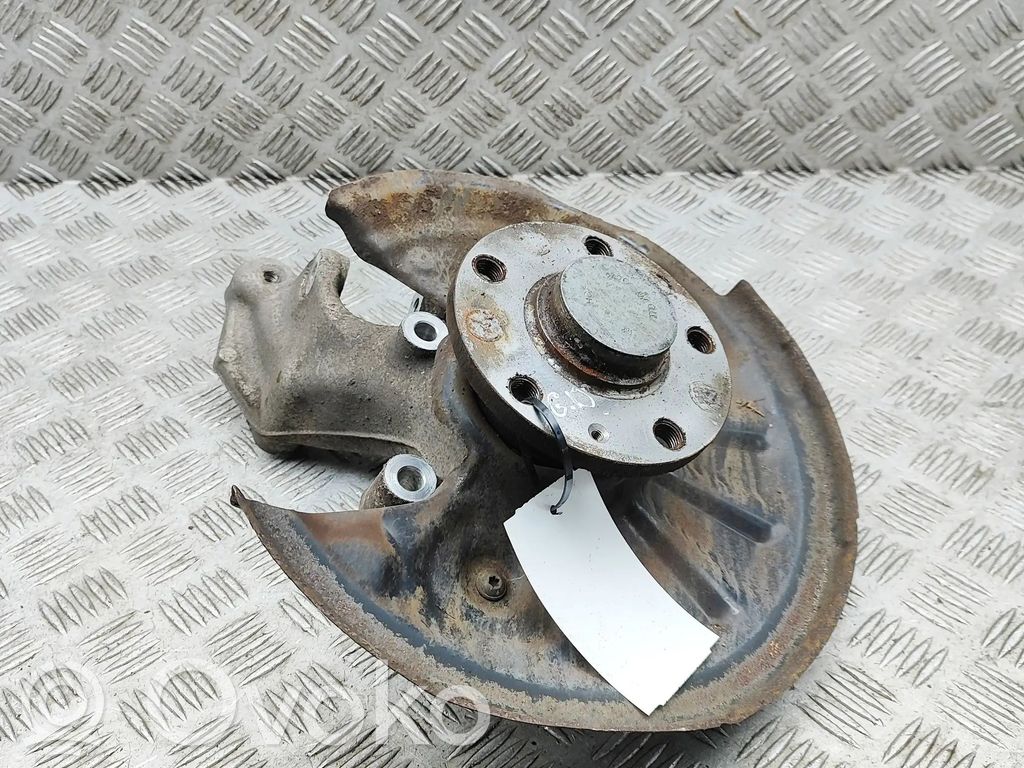 Piasta koła tylnego   5QF505434C