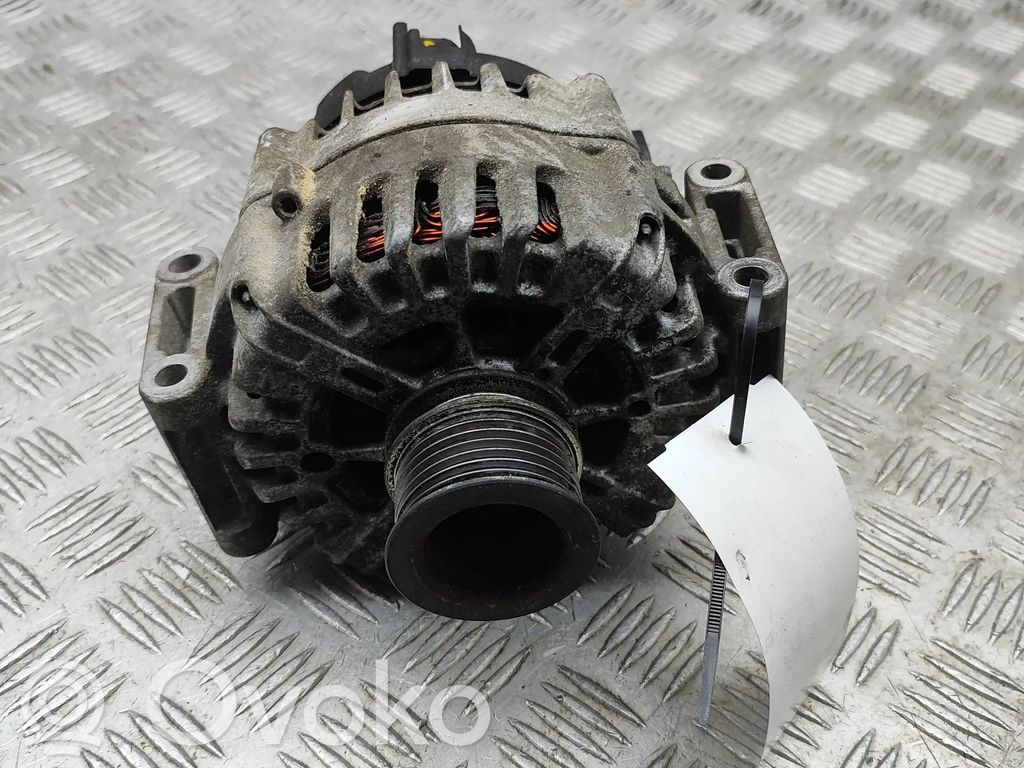 Mercedes-Benz E C207 W207 Alternator 