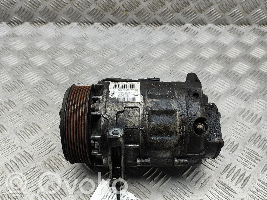 Renault Master III Compresseur de climatisation 