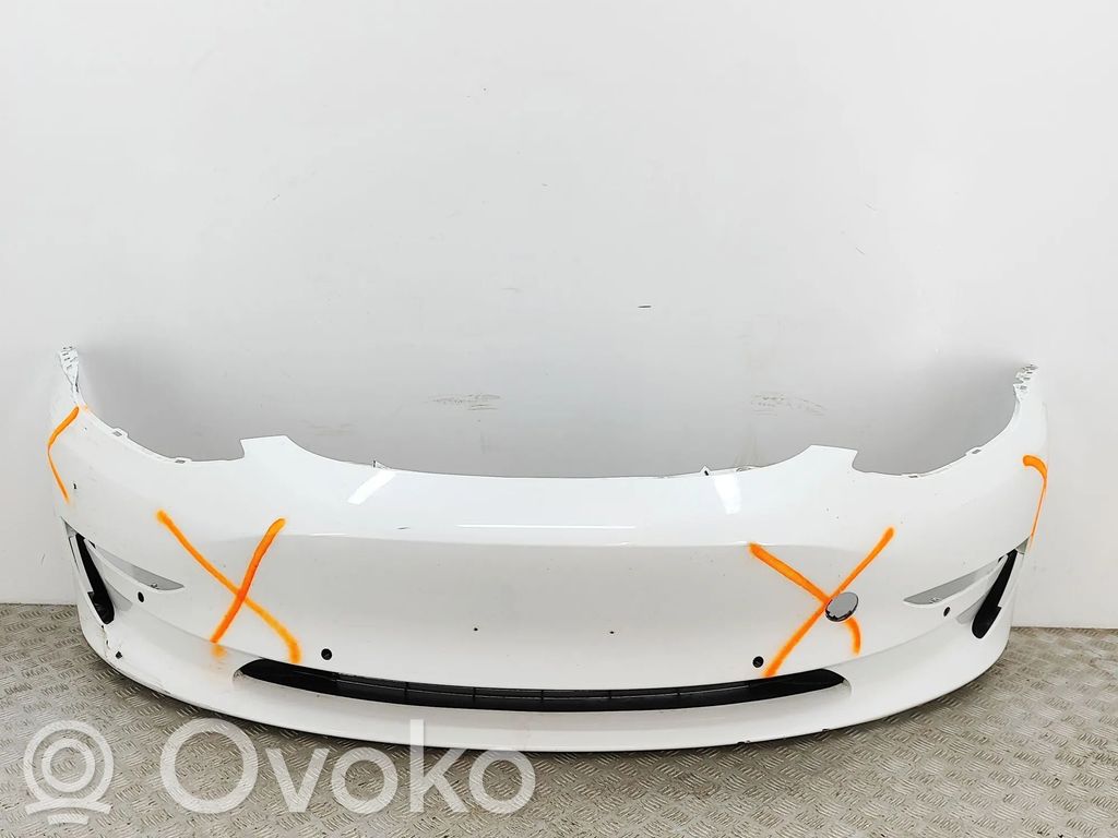 Front bumper   1084168S0E