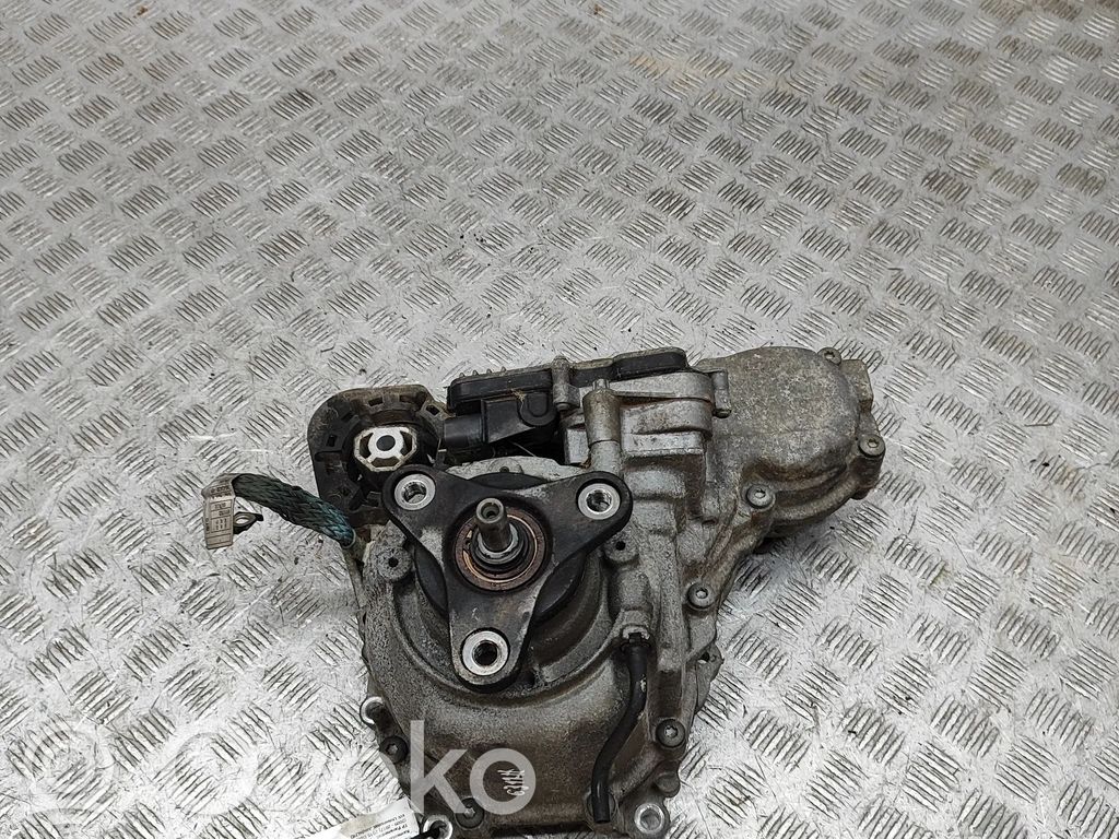 BMW 5 F10 F11 Skrzynia rozdzielcza / Reduktor 
