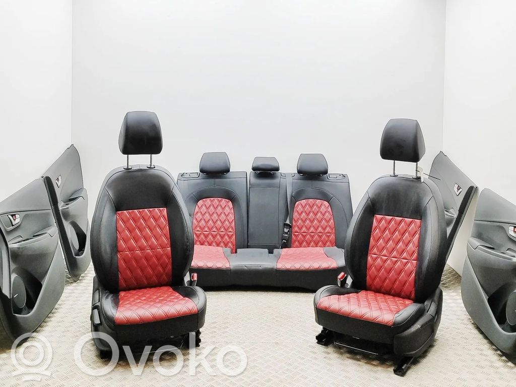 Set interni   82308K4050,82307K4050,83307K4000