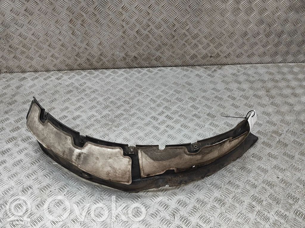 Mitsubishi L200 Nadkole przednie 