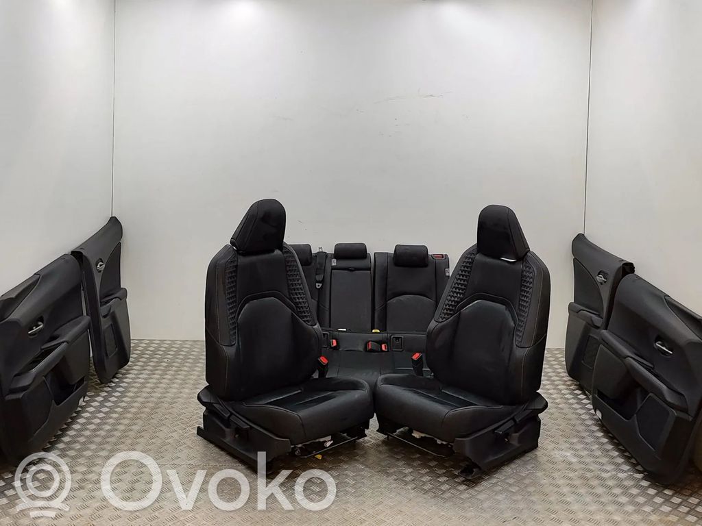 Lexus UX Set interni 