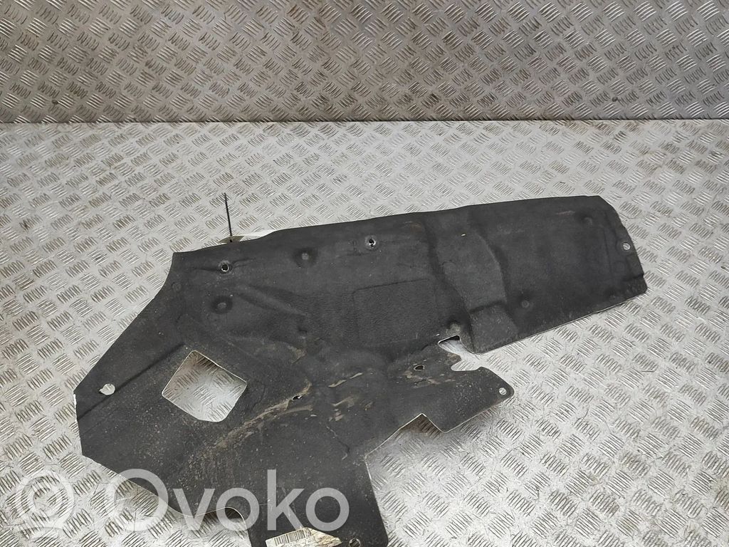 Aston Martin DBX Scut termic motor