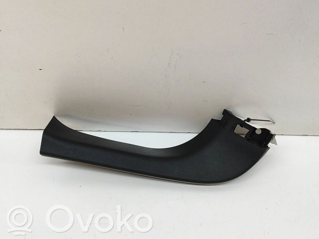 Poszycie / Tapicerka tylnej klapy bagażnika   SA3F6302131