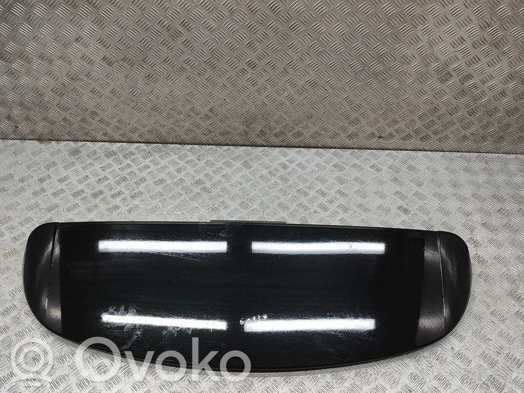 Spojler klapy tylnej / bagażnika   8MA827933A,8MA827933B