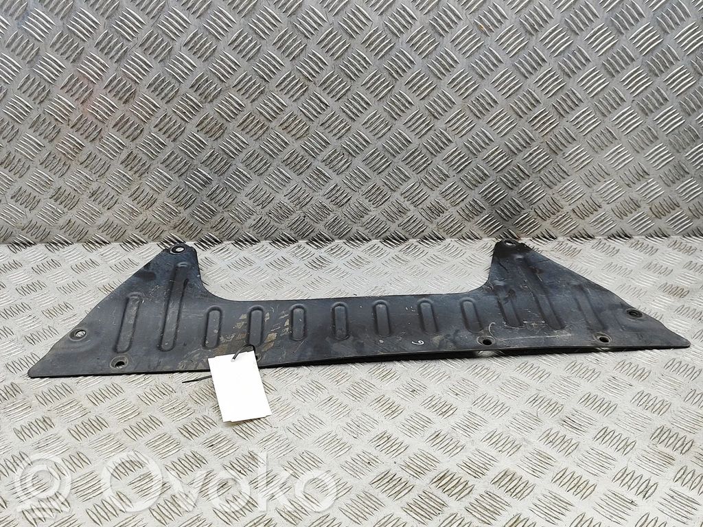 Protecție centrală motor   7491655