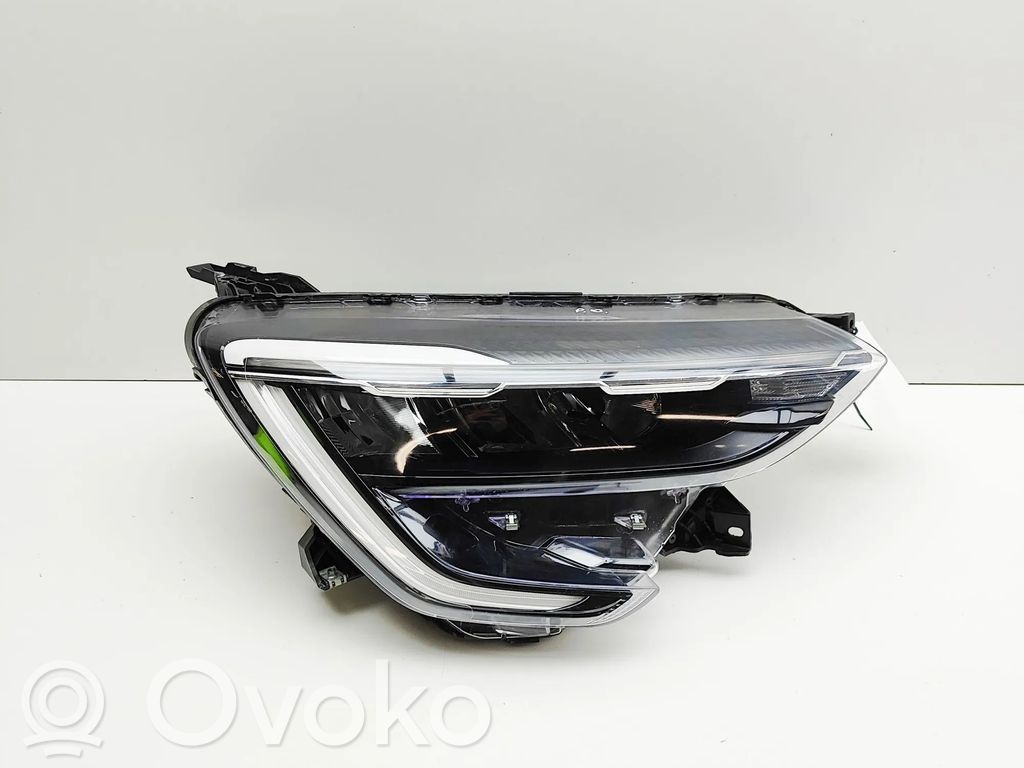 Renault Arkana Phare frontale