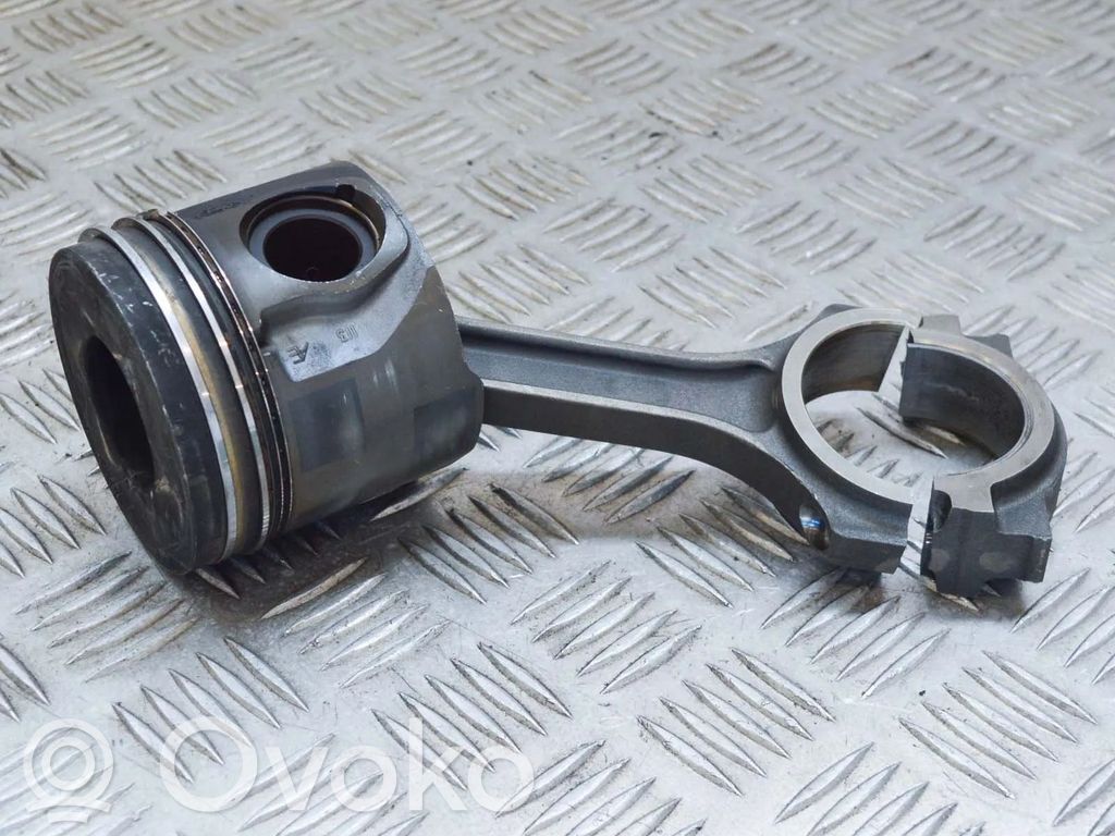 Ford Transit Piston 
