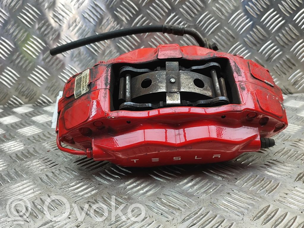 Tesla Model S Etrier frână față