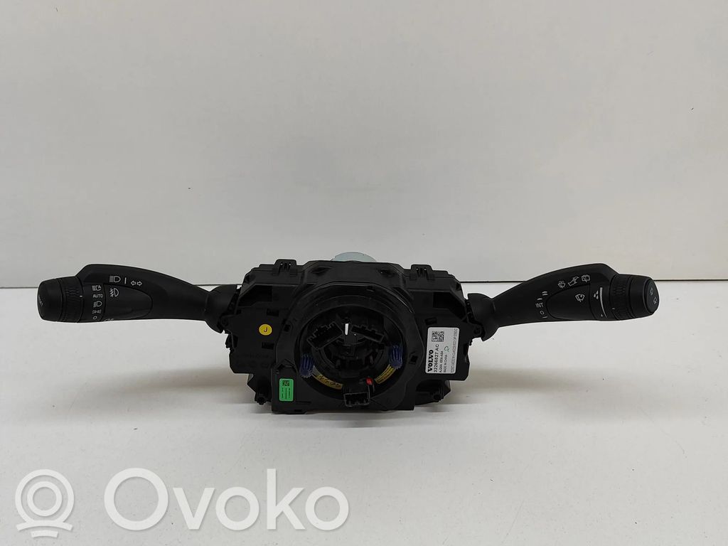 Volvo XC40 Leva indicatori 