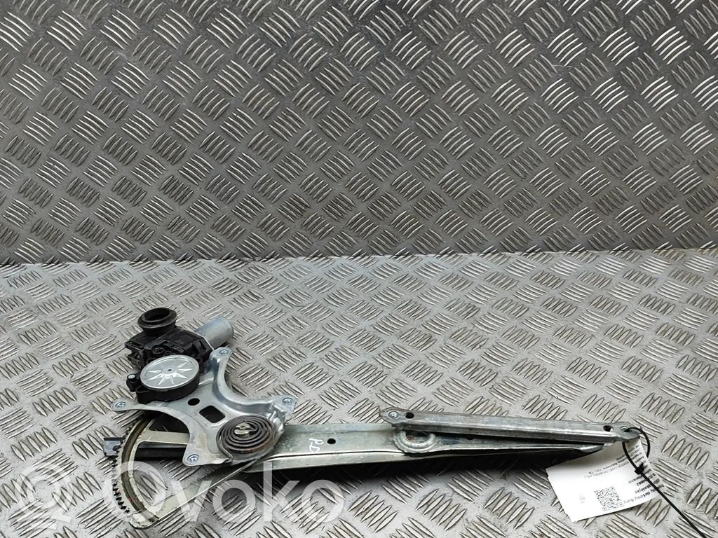 Toyota Land Cruiser (J200) Macara ușă față cu motor 