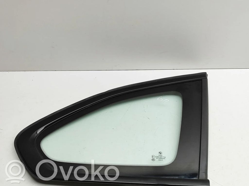 BMW X1 F48 F49 Geam lateral spate 