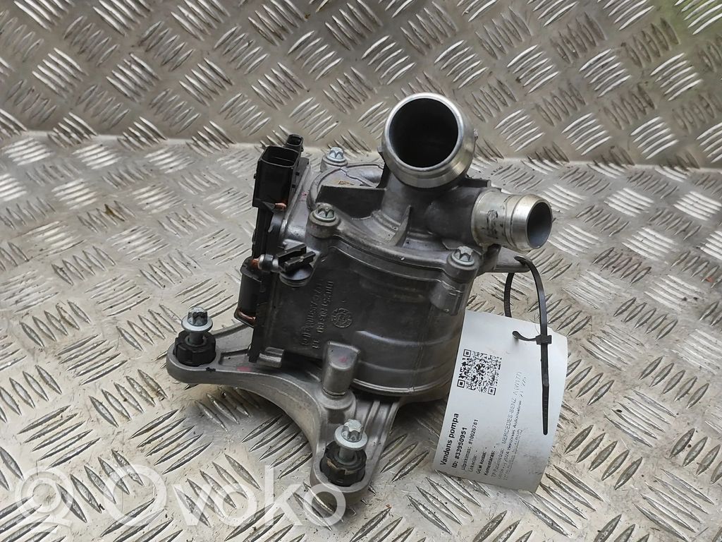 Mercedes-Benz A W177 Vesipumppu