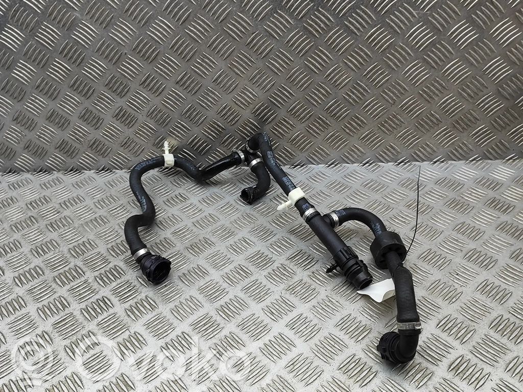 BMW iX1 Engine coolant pipe/hose 