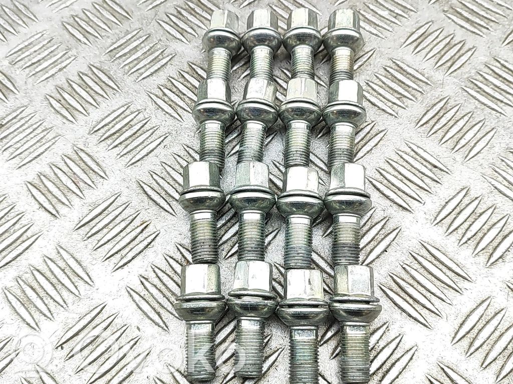 Volkswagen ID.7 Tuercas/tornillos