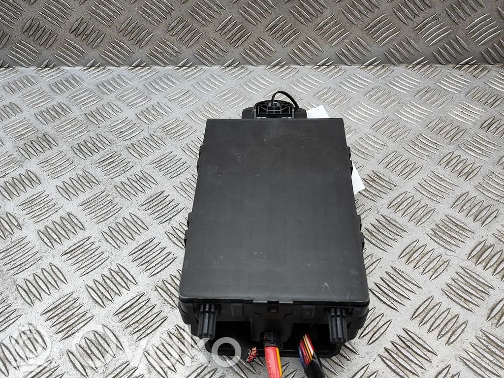 Sulakemoduuli   31346672,31682732