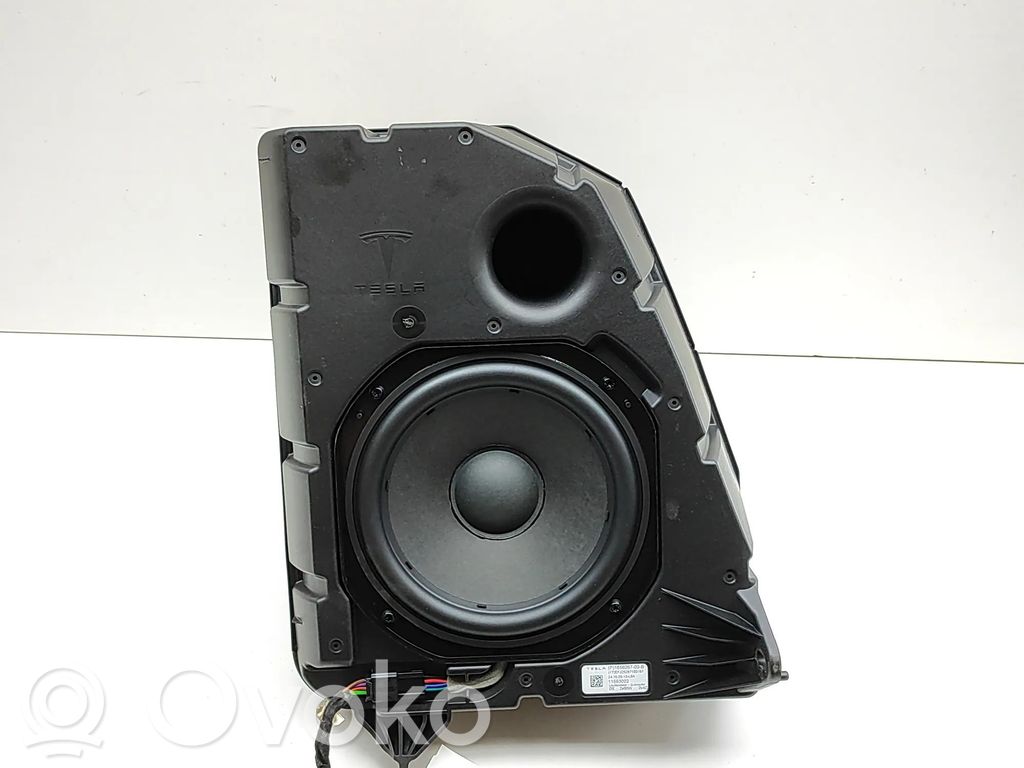 Tesla Model Y Juniper Enceinte subwoofer