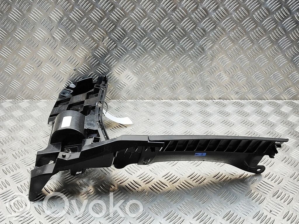 BMW X5 G05 Takapuskurin kannake