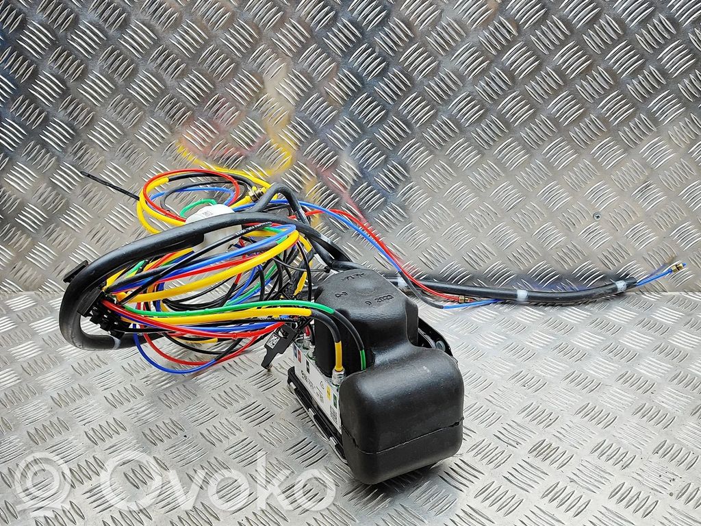 Compresor/pompă suspensie pneumatică   5A70699