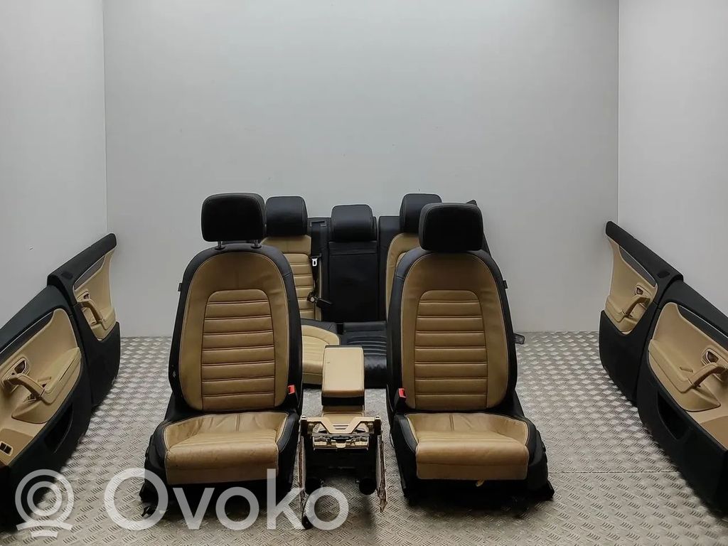 Volkswagen PASSAT CC Juego interior