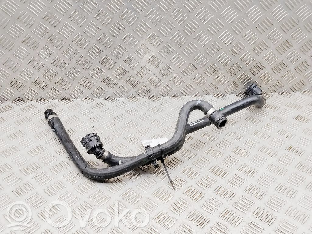 BMW i4 Engine coolant pipe/hose