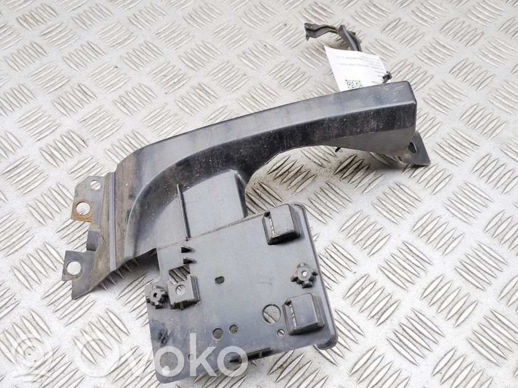 Land Rover Range Rover Evoque L538 Задний держатель бампера 