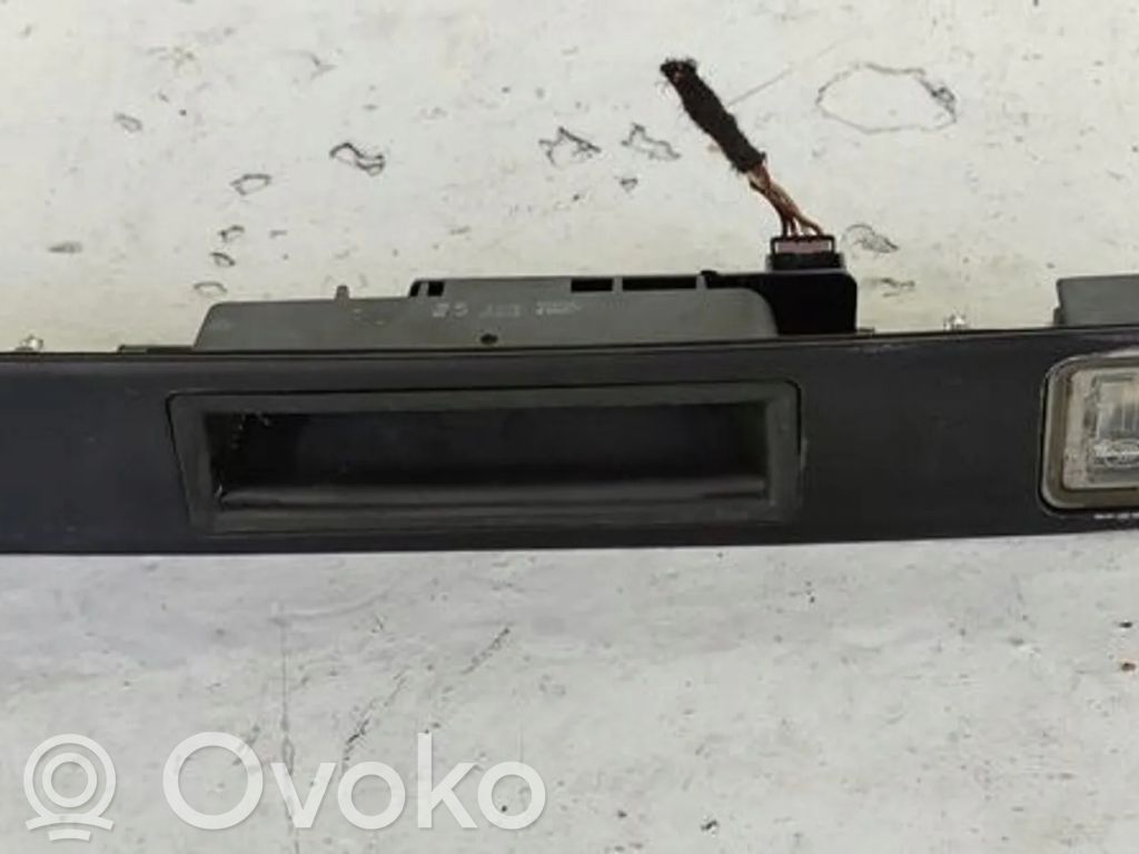 Audi A6 S6 C6 4F Éclairage de plaque d'immatriculation 