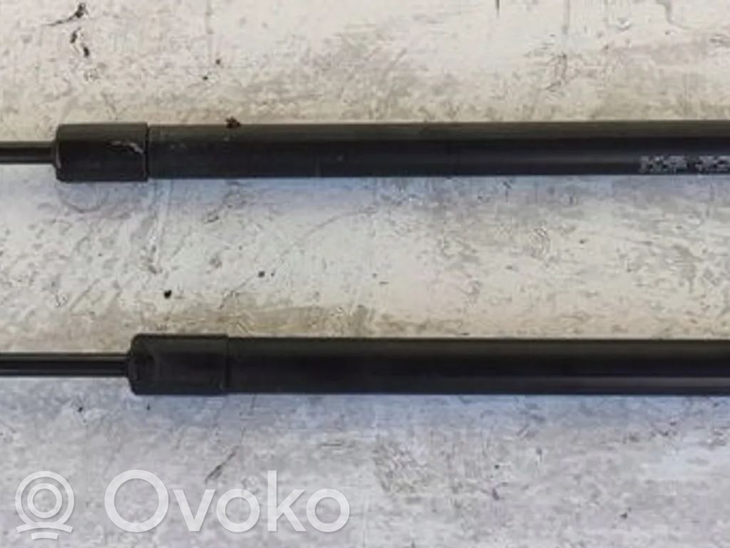 Amortyzator / Siłownik tylnej klapy bagażnika   871080214