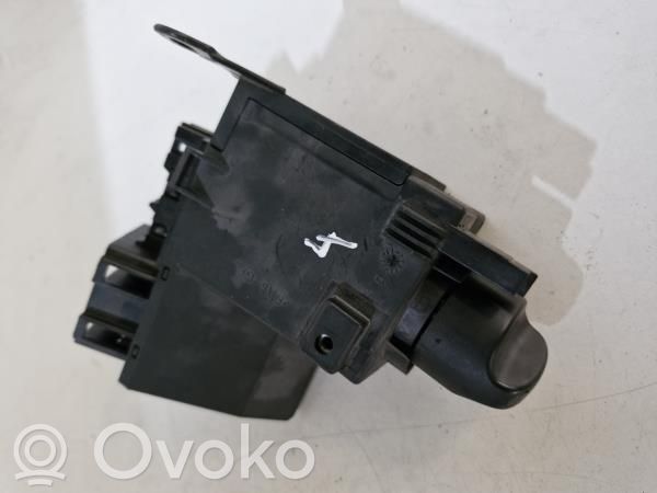 Multifunctional control switch/knob   2105450104,04055002