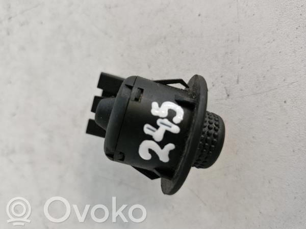 Multifunctional control switch/knob   7700429992C